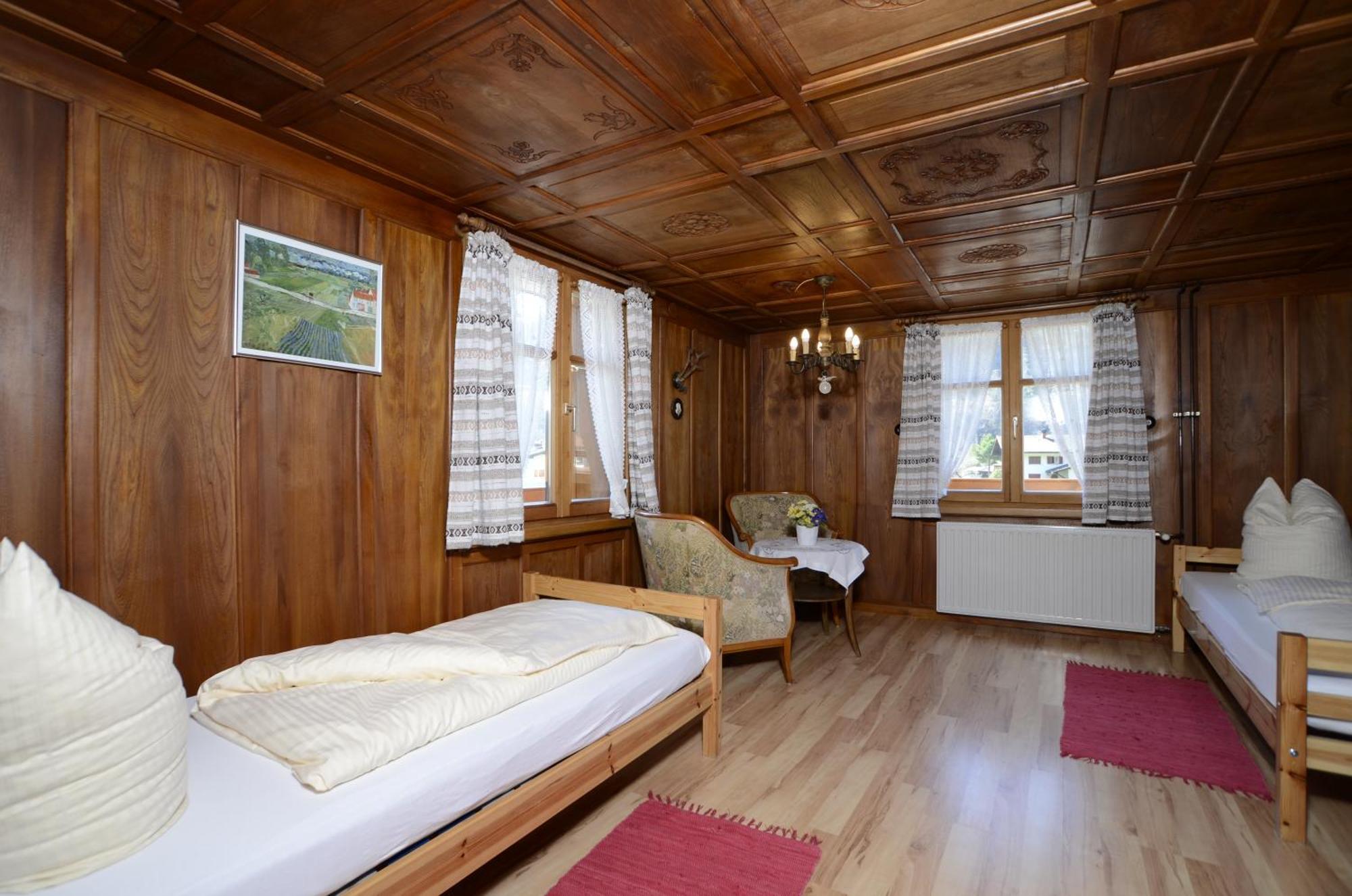 Villa Familia Bartholomäberg Rum bild